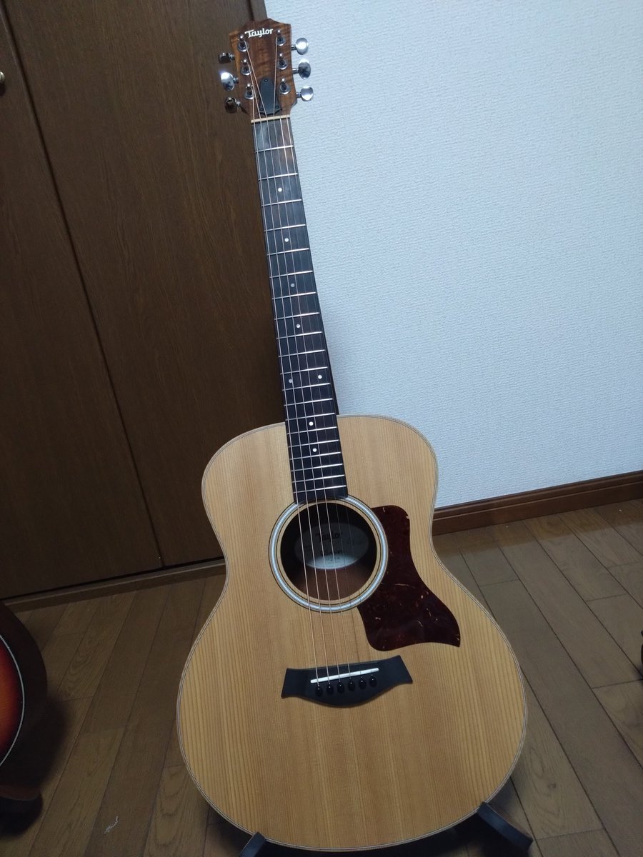 masiro274's tweet image. TORRESギターリペア様(@torresgrjp)に調整をお願いしてたギターを引き取ってきました。
ﾜｰｲ\(* ॑꒳ ॑* \三/ * ॑꒳ ॑*)/ﾜｰｲ
めっちゃ弾きやすいです
ありがとうございます~😊

練習頑張るぞいو(  ˙꒳˙  )٩