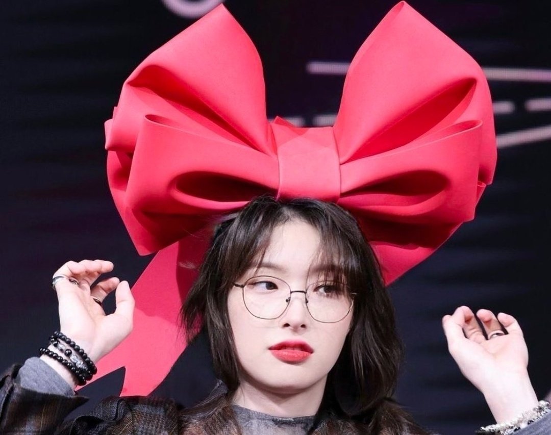 muncpr's tweet image. tiny baby chick........