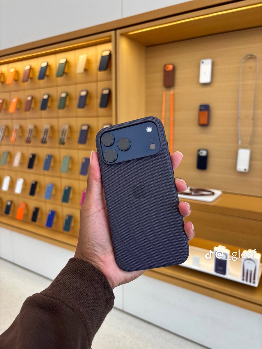icellhub_gh's tweet photo. Apple TechWoven  Cases for Apple iPhone 17 Pro &amp; iPhone 17 Pro Max Available.

Price :: Gh¢450

Call/WhatsApp/DM :: 0555551816 to Make a Purchase . https://t.co/Sn7Sm08PCd
