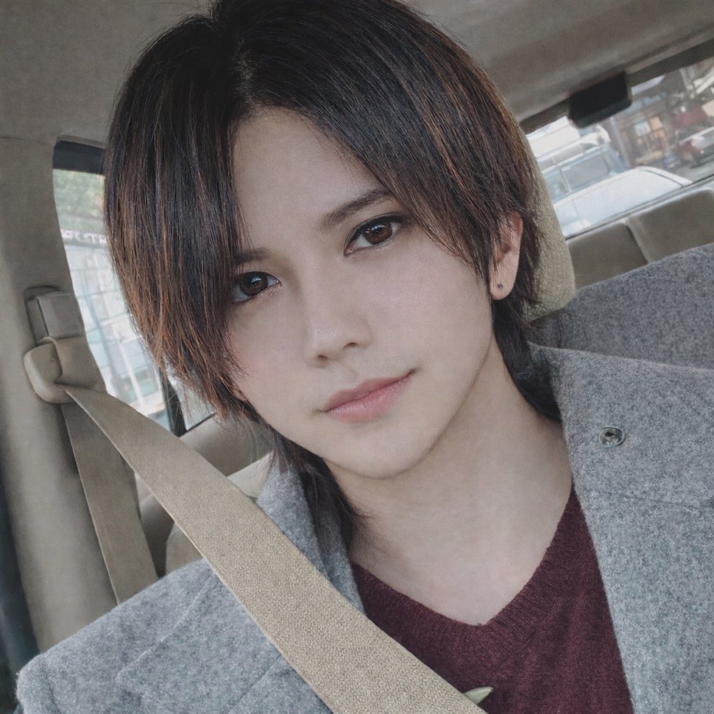 話題の男性化したんやけど、生まれてくる性別ほんと間違えたんじゃ？？

アイドルいけますかね？？？？