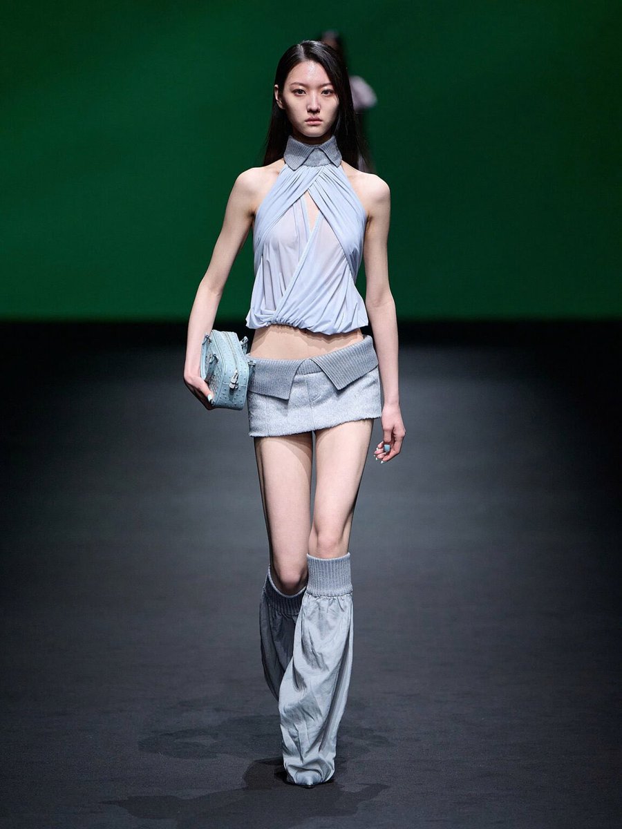 ChrryMartinis's tweet photo. Lsoul runway 25 ‘2R’ https://t.co/dj8SpVCzKZ
