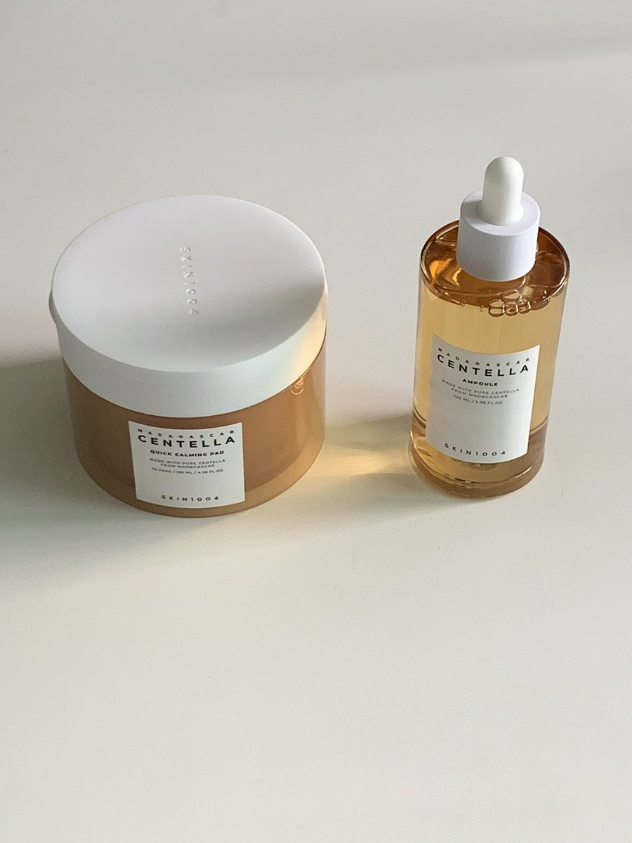 jinnyandu's tweet image. #광고 #RT 추첨을 통해 5분께 
스킨1004 마다가스카르 센텔라 퀵 카밍 패드 세트를 보내드려요 🫧 

스킨1004 X 네이버 뷰티 홀리데이 연말 마켓 프로모션 🎁 (12/22 ~ 12/28)
최대 54% 할인! 
mkt.shopping.naver.com/link/68ca23b00…

화장 전 스킨패드로 유명한 스킨 1004 퀵 카밍 패드! 
수분 함량이 많아…