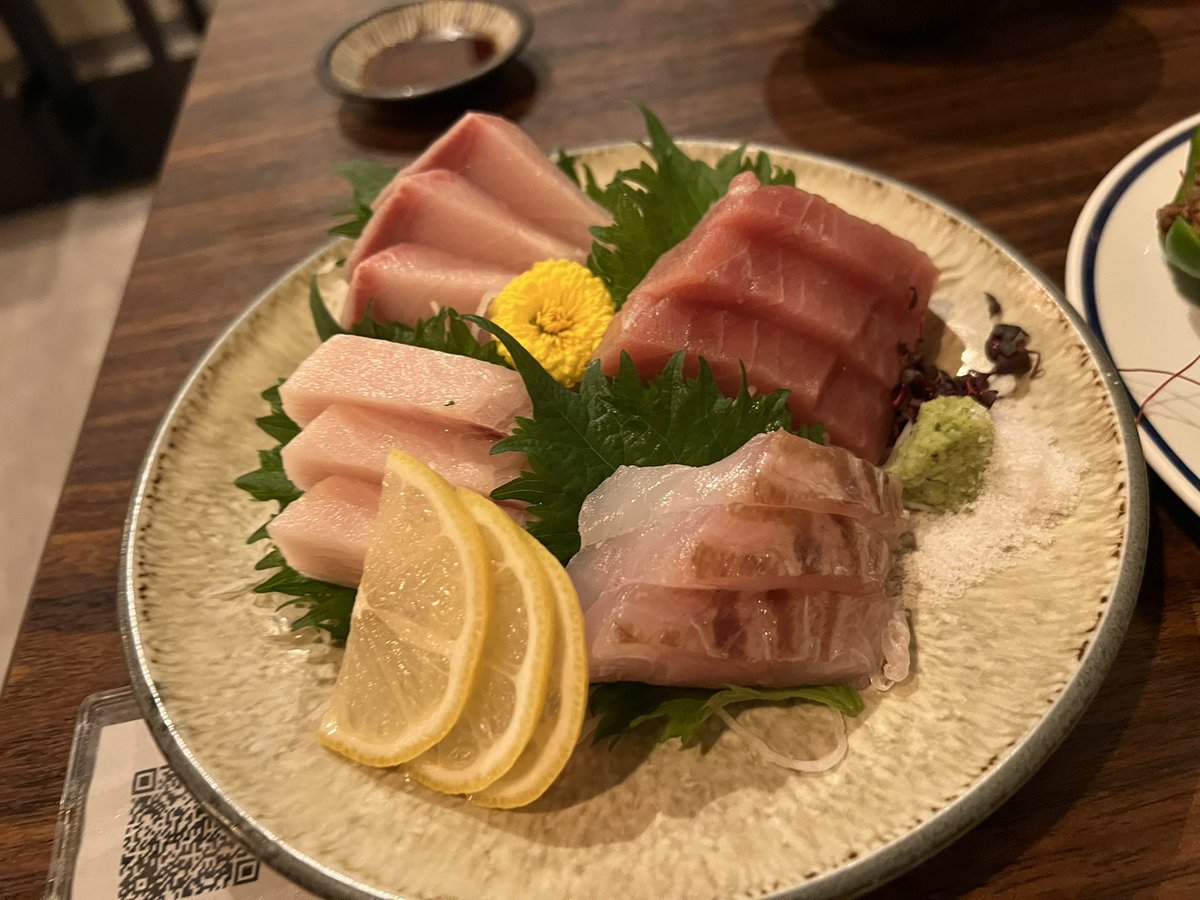 takane555's tweet photo. ダチと忘年会
チャーシューが美味かった https://t.co/Zp8E9mBYrB