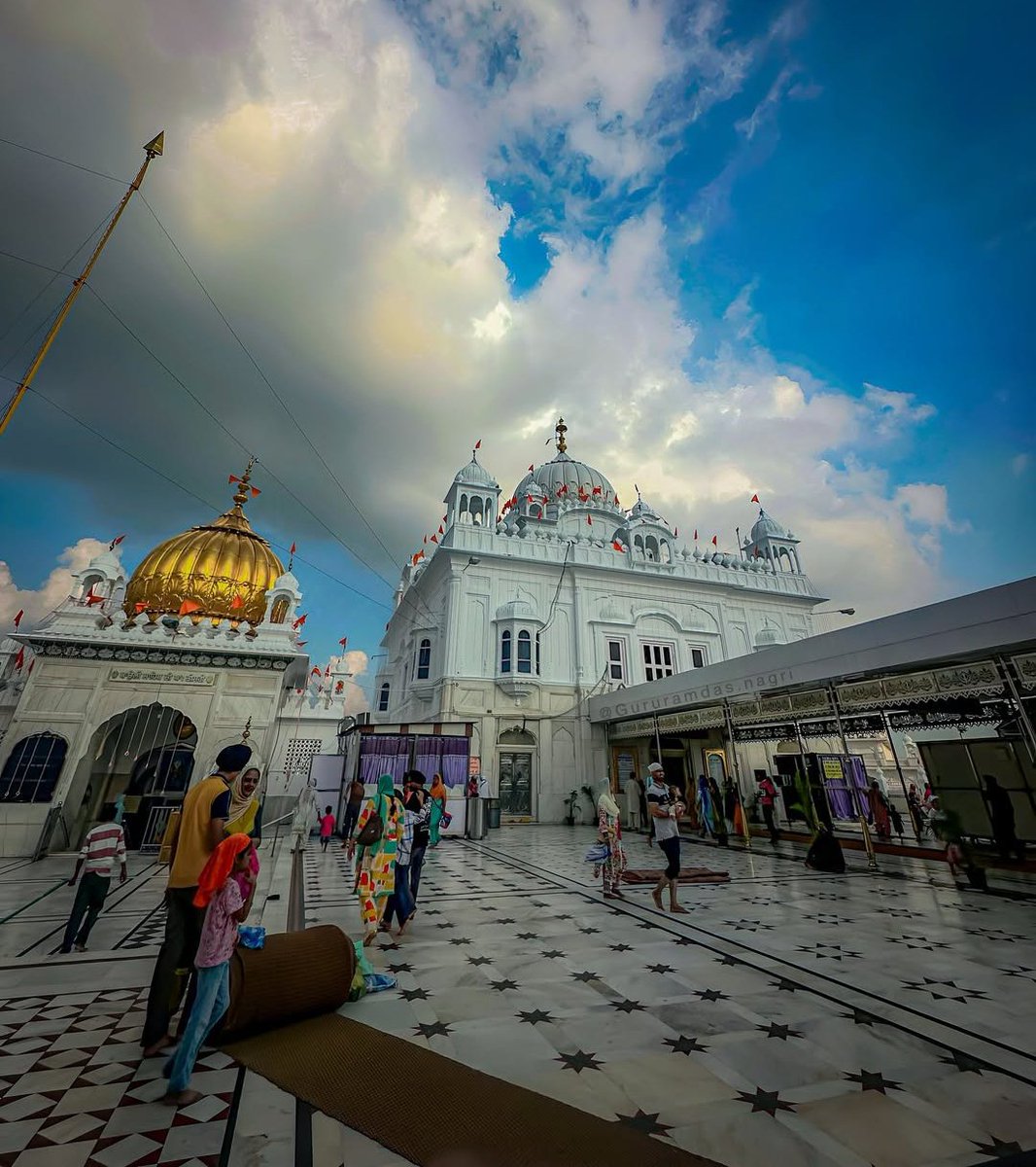 🌷ਜਾਗਤੁ ਸੋਇਆ ਜਨਮੁ ਗਵਾਇਆ ॥🌷

#ਵਾਹਿਗੁਰੂ_ਜੀ 🌺🙏🏻