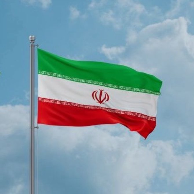 أينما وُجدت هذه الراية، 
تكون هناك العزة والكرامة والحرية.