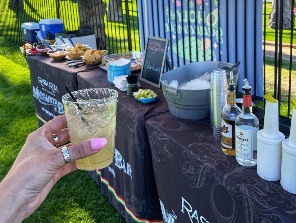 Holiday cocktail catering in Los angeles with Rasta Rita! Festive mixes, signature margaritas &amp; premium beverage catering.
#HolidayCocktailCatering #RastaRita #BeverageCatering #LosAngeles #bartender #margaritatruck #beveragecatering