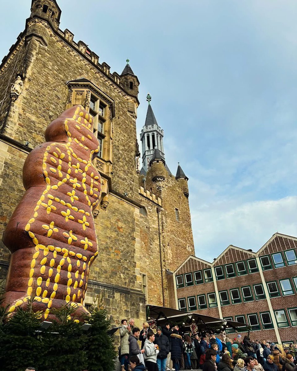 Valoramous tweet media