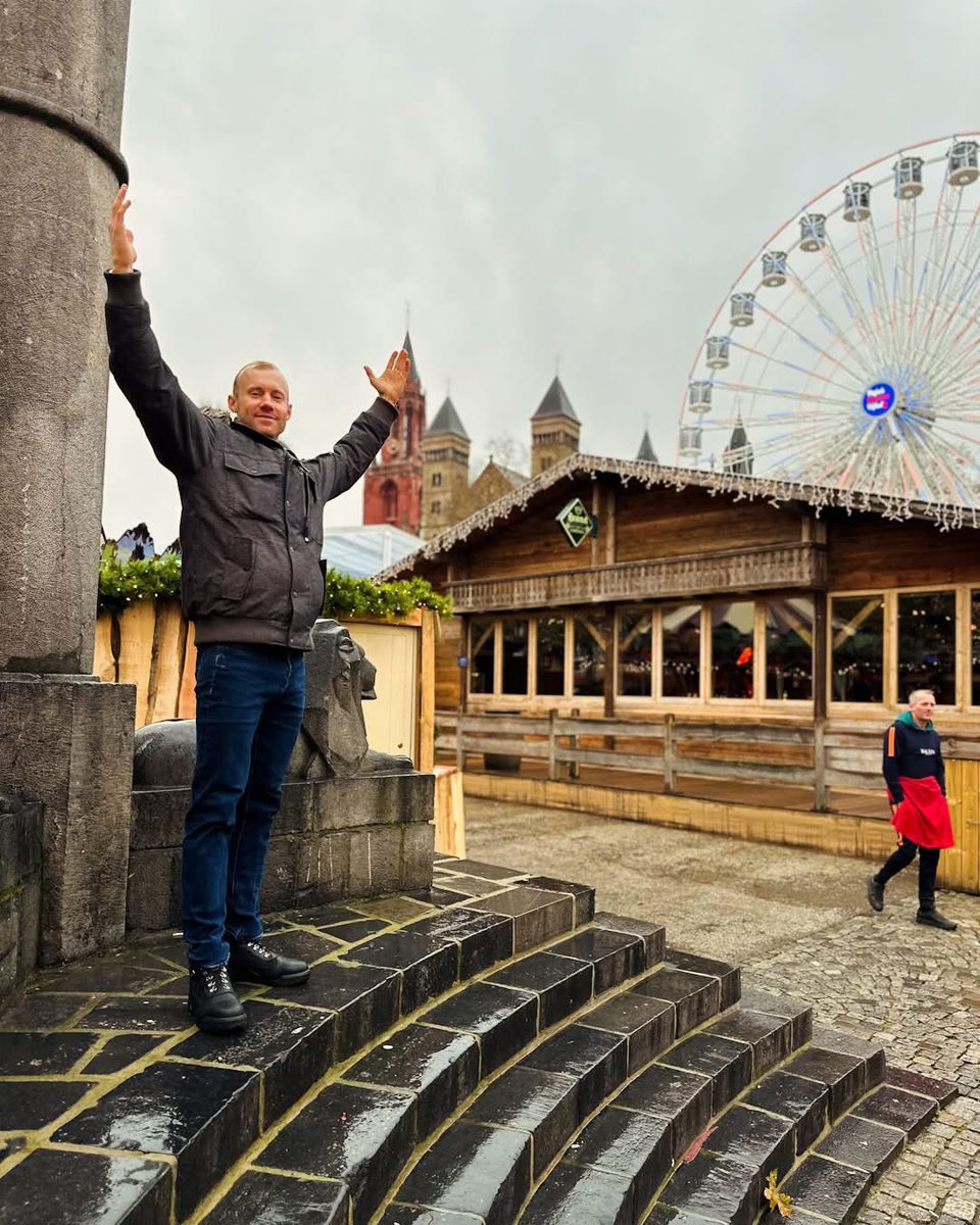 Valoramous tweet media