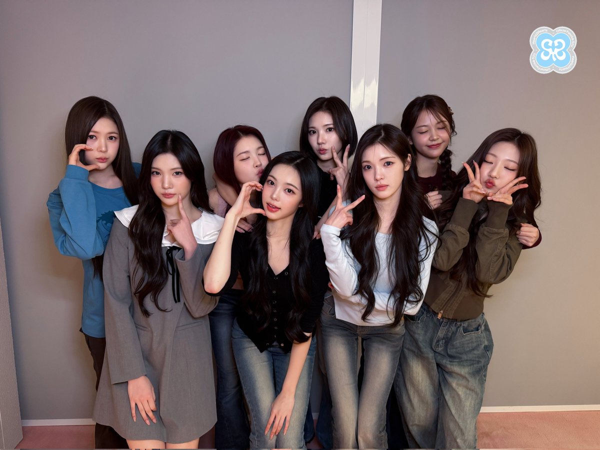 📸] 251226 Hearts2Hearts' Weverse Membership Update w/ #CARMEN and