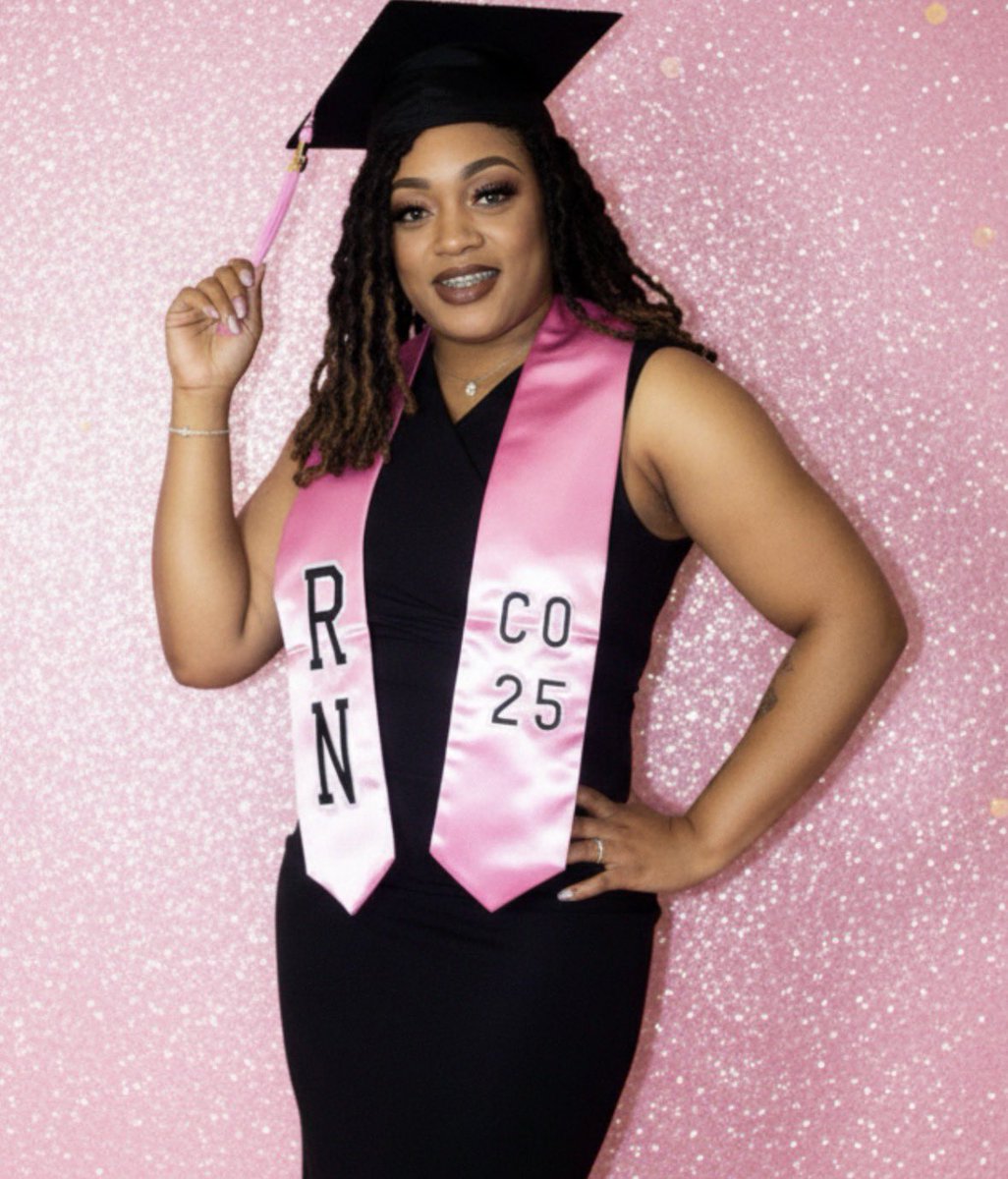 Ree4DaWin's tweet image. Grace carried me through 2025… purpose takes me into 2026. #registerednurse #grad #eaRNednotgiven