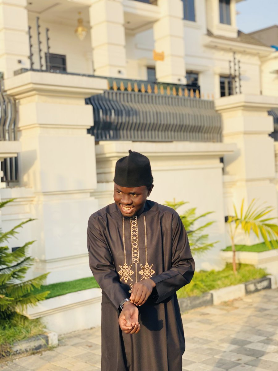 Mr____Sanda's tweet photo. May this Jumma'at bring peace, prosperity, and spiritual growth to your life. May Allah's mercy and blessings guide you and your loved ones. May your prayers be accepted and your heart be filled with faith and tranquility. 

Jumma'ah mubaraka’ah https://t.co/NBwfQDNDdS