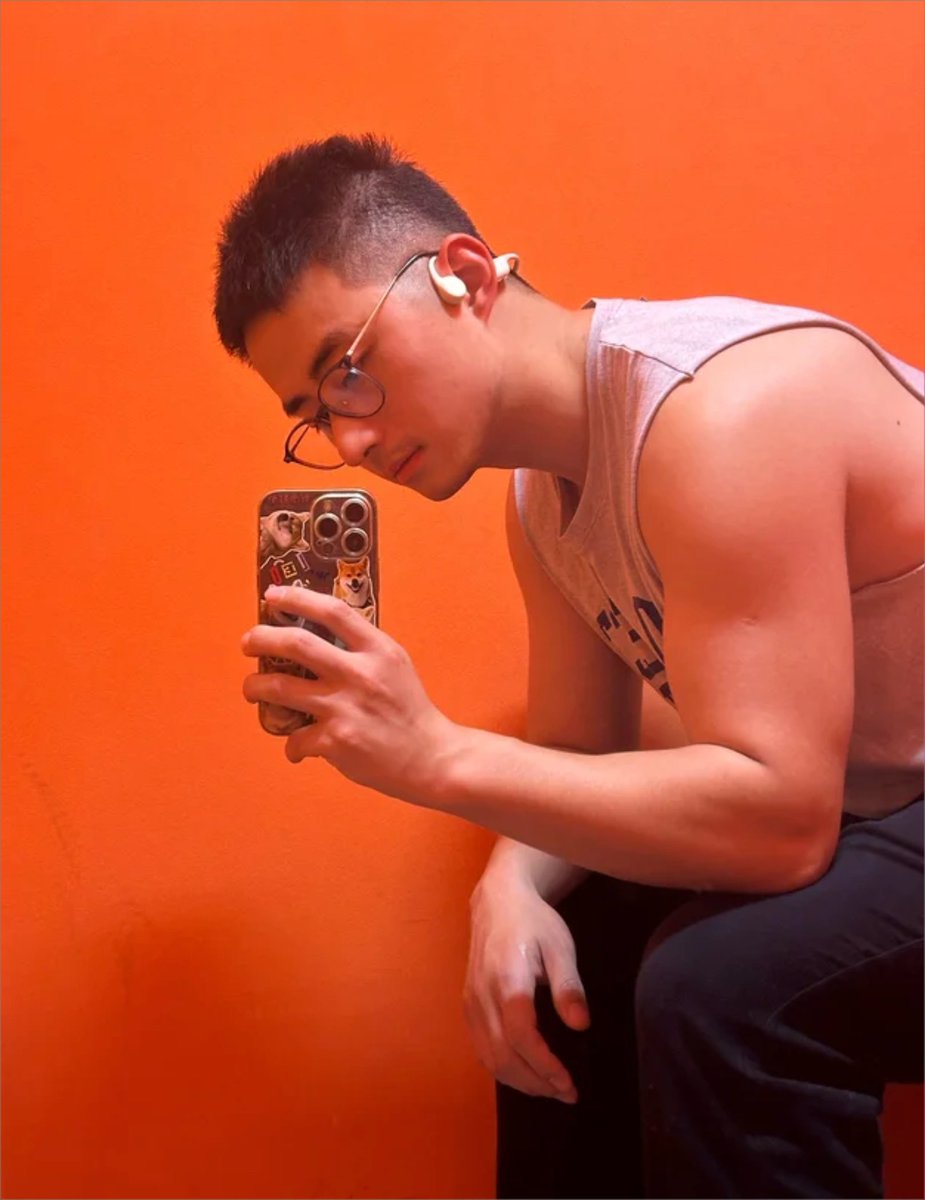😎