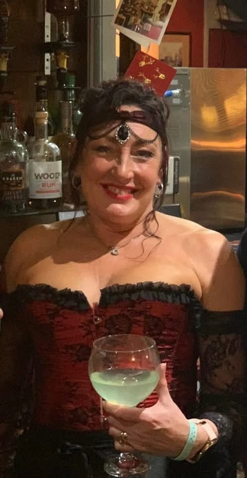 ShipInnHull tweet media