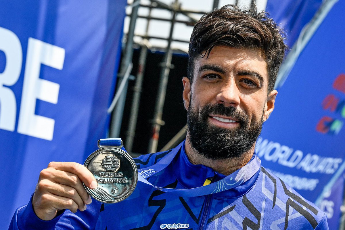 💦 𝐑𝐄𝐒𝐔𝐌𝐄𝐍 𝟐𝟎𝟐𝟓 | Oro europeo en 10 m sincronizados y plata mundialista en High Diving

✨ El jovencísimo grupo de saltos cierra un 2025 con resultados dentro del objetivo; "en zona olímpica", además de haber cosechado buenos resultados en el Europeo