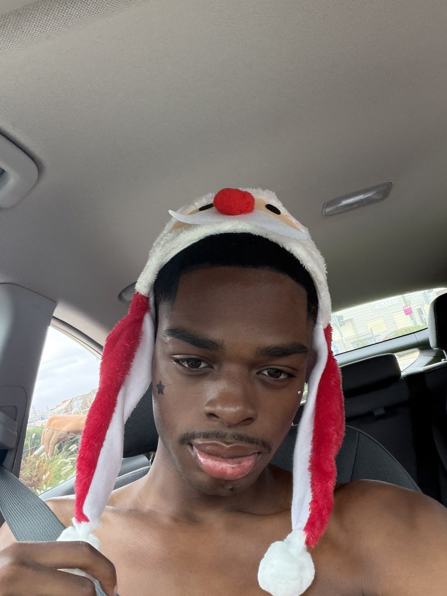 armignoo's tweet image. happy christmas 🫦