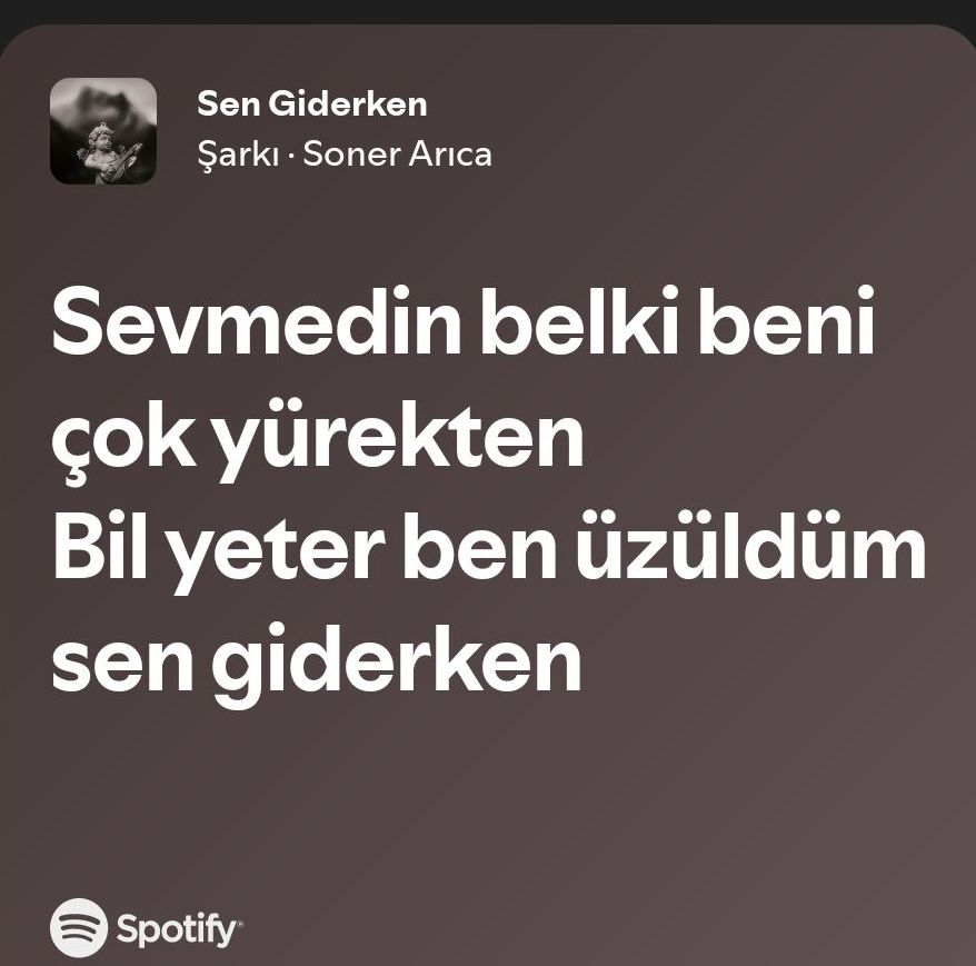ozgee014's tweet image. Ahh eski şarkılar… Bugün de buna düştüm.