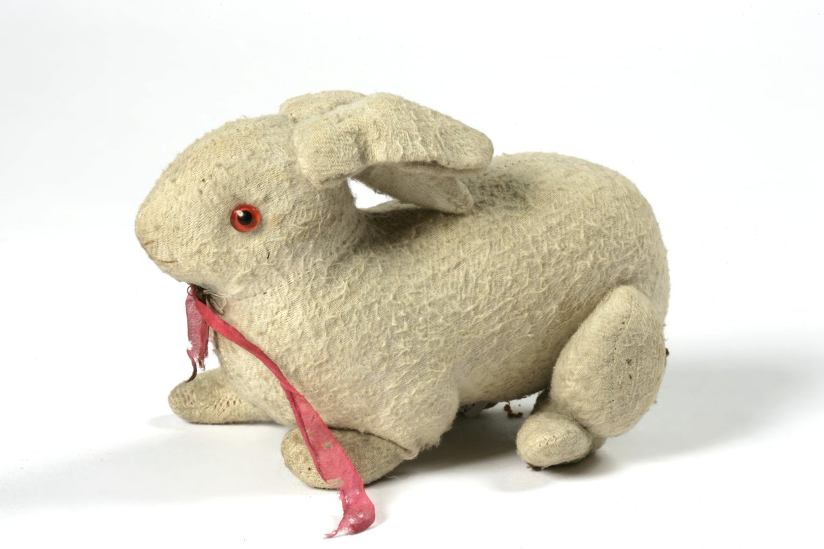 WikiVictorian tweet media