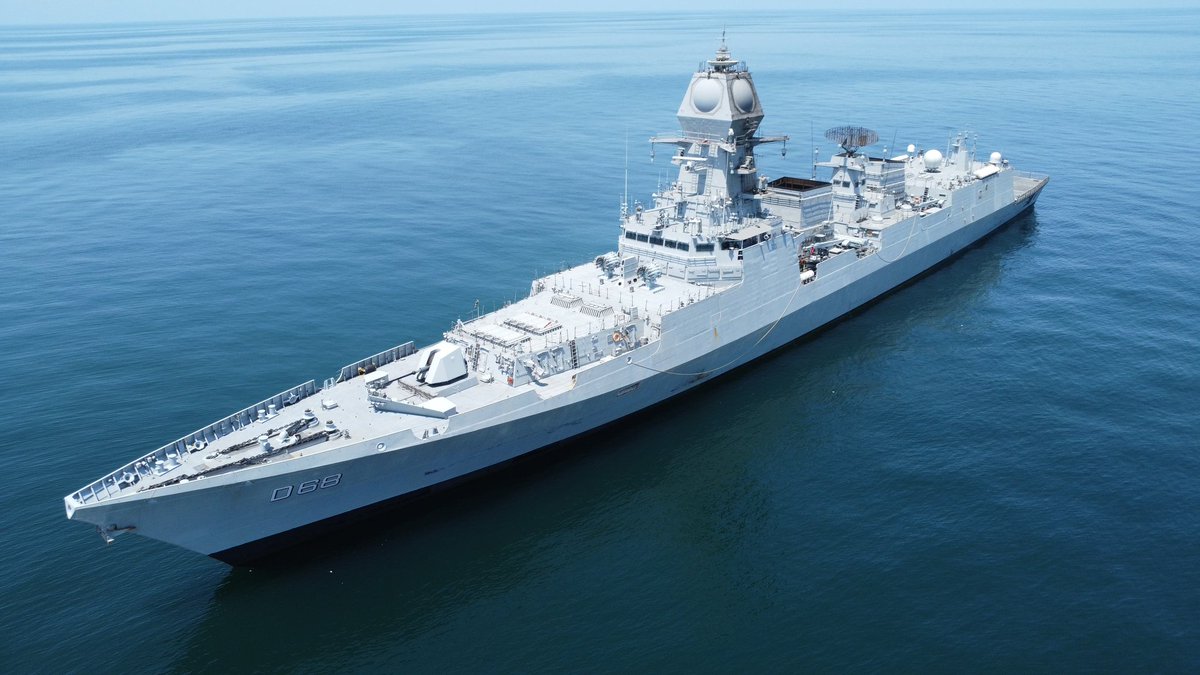 IN_WesternFleet's tweet image. 'सदैव तत्पर'

Always Ready ⚓🇮🇳 #INSImphal celebrates two years of glorious service to the nation.
Steely Stallions of the #SwordArm, has been at the forefront of multifaceted Naval Operations #IndianNavy. Traditional cake cutting ceremony and donation drive at orphanage marked