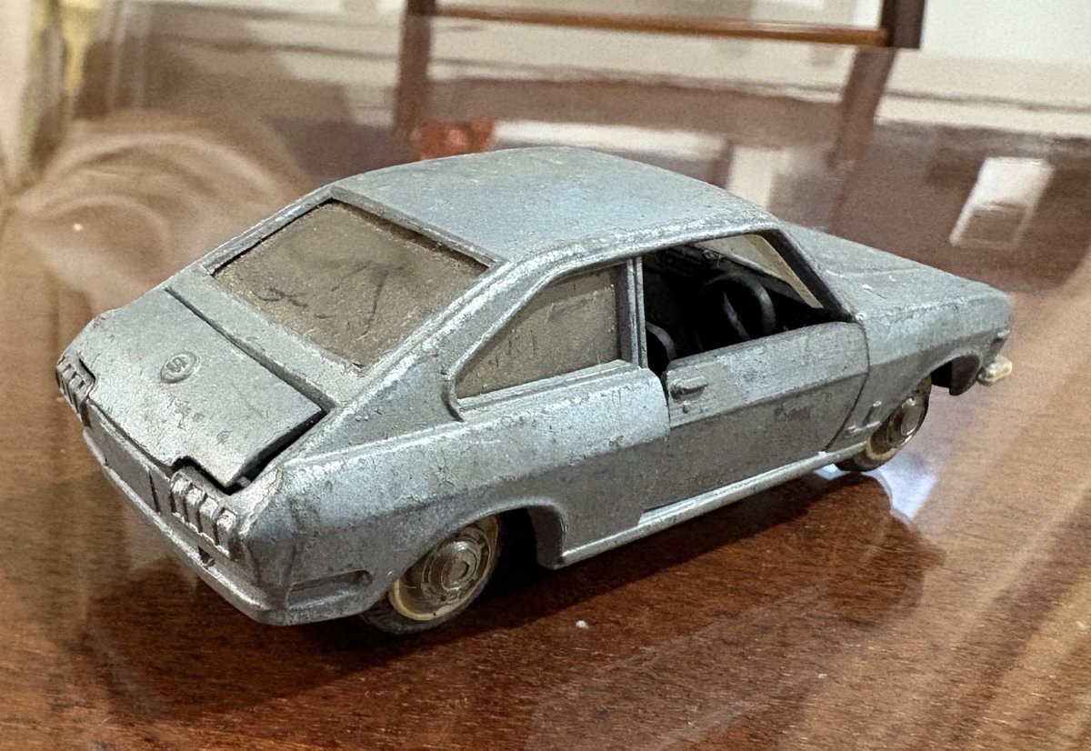 年末なので2025年のミニカー優勝をまとめる ダイヤペット 初代サニー