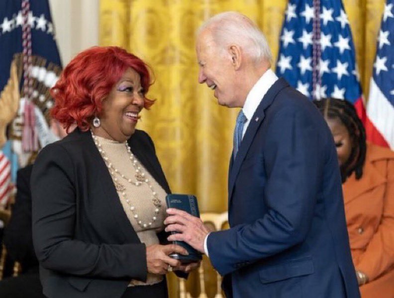 DschlopesIsBack's tweet image. Reminder that Ruby Freeman and Shaye Moss received millions of dollars and presidential medals from Biden for their “important roles” in the 2020 election in Fulton County, Georgia.