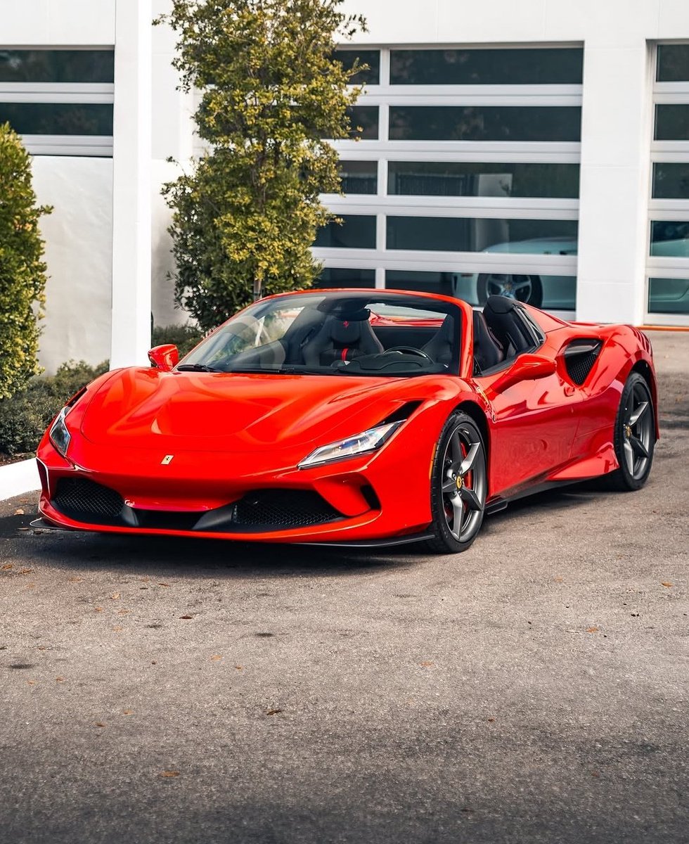DailyFerrariTM's tweet image. Ferrari F8 Tributo Spider