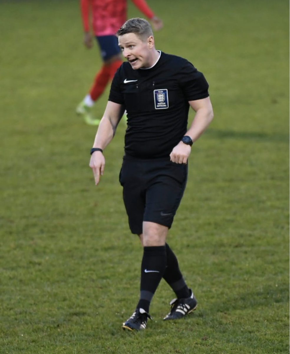 RAFFAReferees's tweet photo. We have a couple of referees in action over the next few days

Sqn Ldr Jack deSchoolmeester incharge of the National League North league game between Worksop Town and Alfreton 

Flt Lt George Salloway in the middle for West Bridgford vs Clifton All Whites https://t.co/YZ1Ofrn3KG