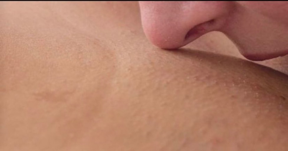 xotasagrada's tweet image. Beijo na testa é a forma de carinho mais linda do mundo