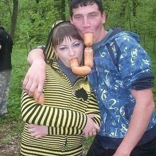 Das könnten wir unter dem Mistelzweig sein, aber du denkst ich sei komisch :/