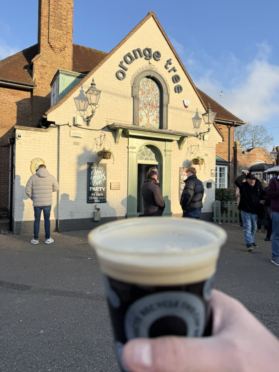 Love an away day at Christmas up the 🦐’s 3 points pls 🎅🏽