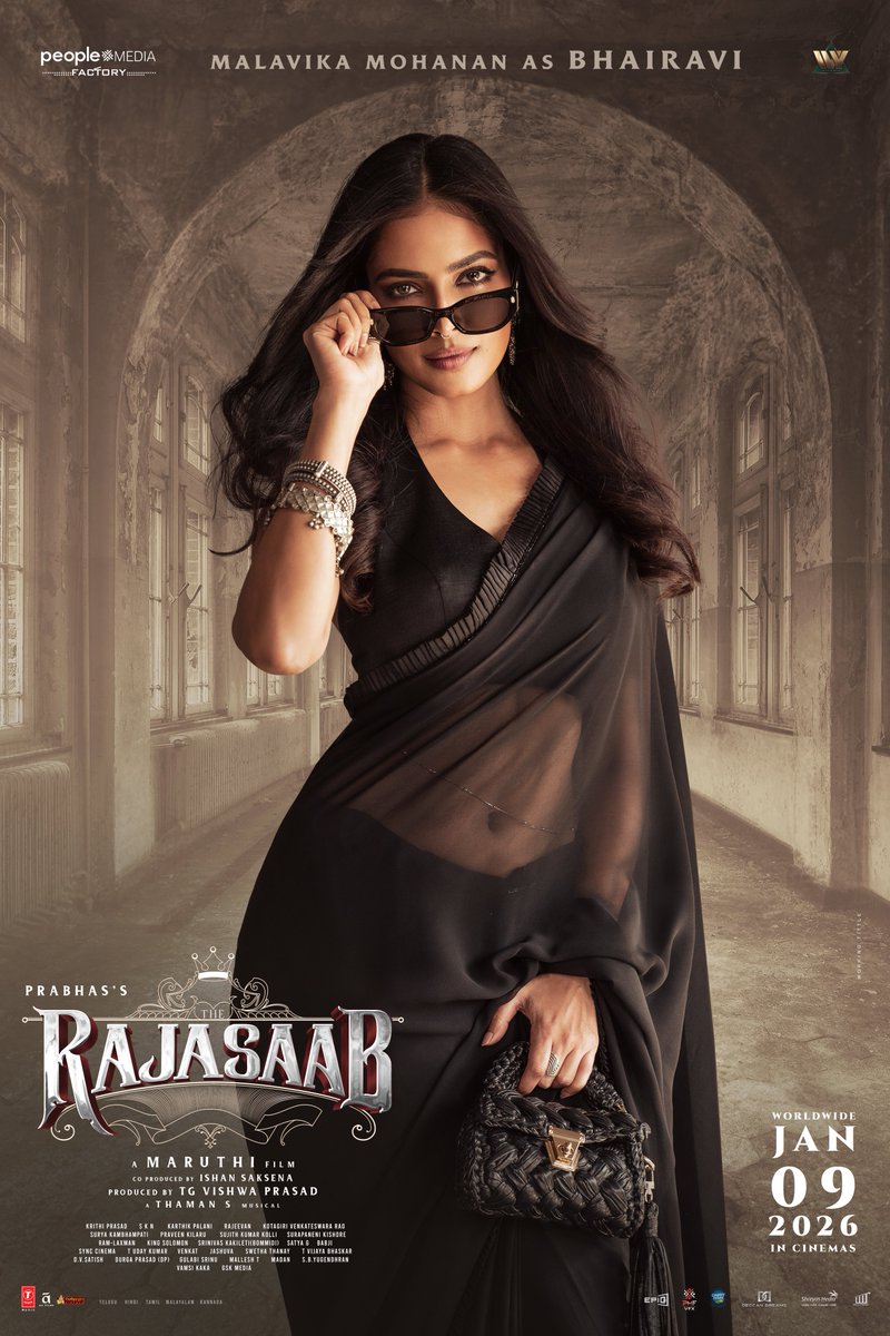 BHAIRAVI 🔥🔥

Picture Abhi Baki Hai Mere Dost 😉
<a href="/MalavikaM_/">Malavika Mohanan</a>  #TheRajaSaab