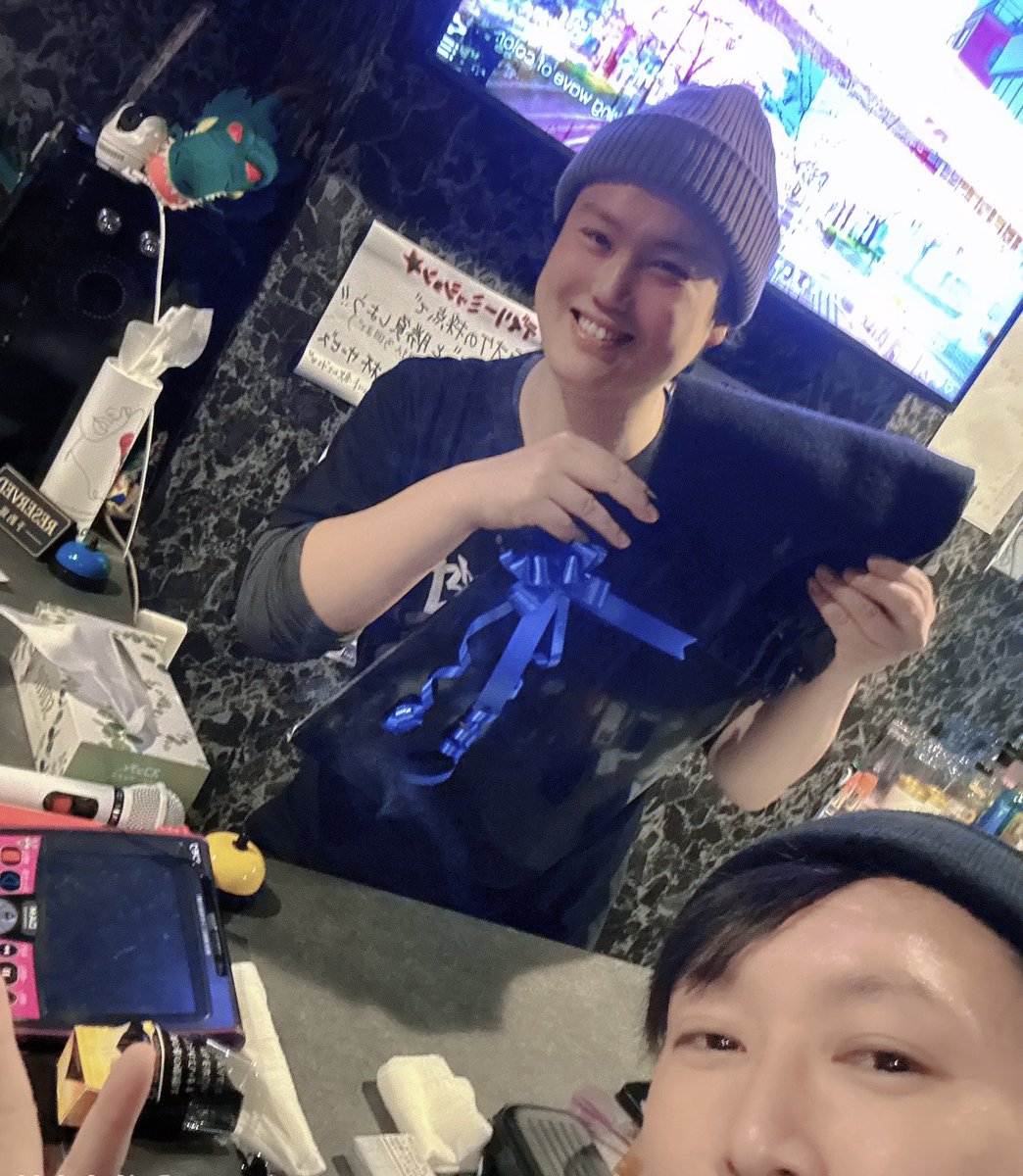 7ForestMountain's tweet photo. 誕生日おめでとう友よ🍾
かれこれ10年超える付き合い🤙
ダーツもカラオケも頭１つ飛び出やがった🥺
お先に40代行ってきてくれ🏃

そんなひでちゃんが働くポタラで明日はエディのチャレマ🎯

16時の部は満枠ですが、20時の部は僅かですがご案内可能です🐴
当日の飛び���りお待ちしてます😘 https://t.co/4h6wcPLTjY