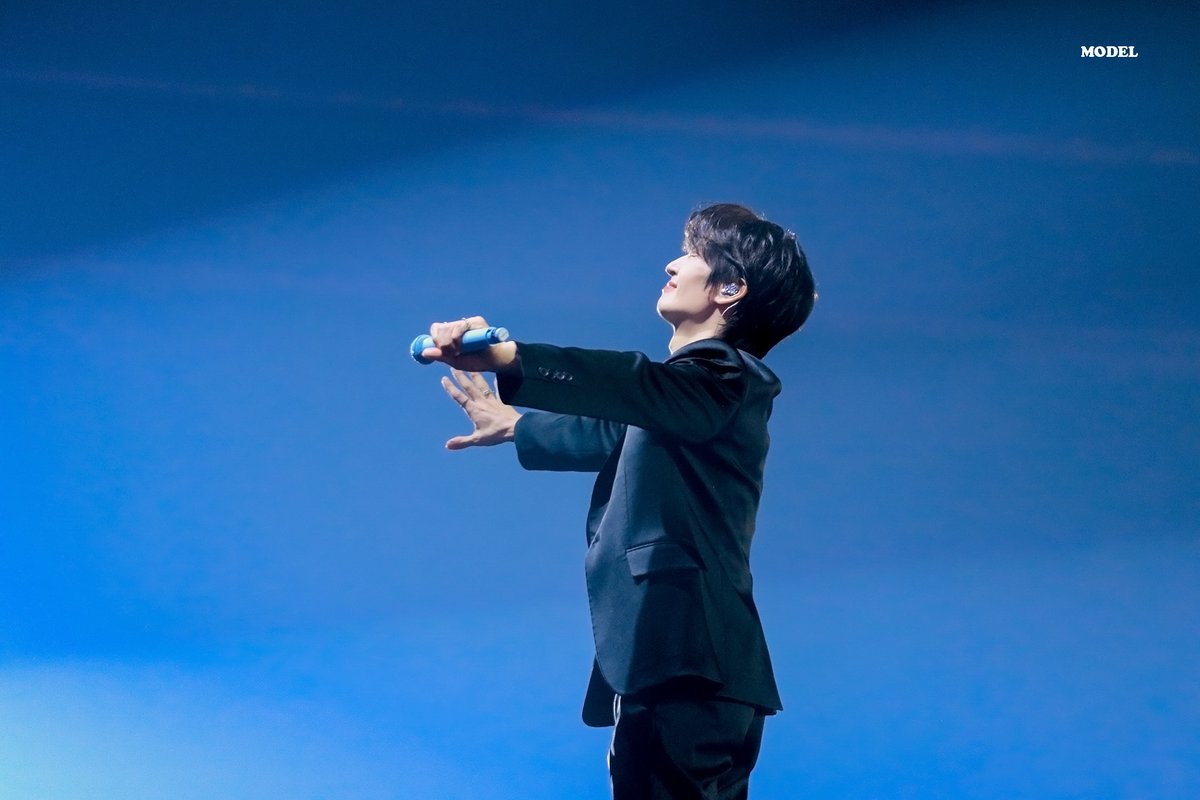 <ICONIC BOX> 251220
Hoi
#god #지오디 #손호영