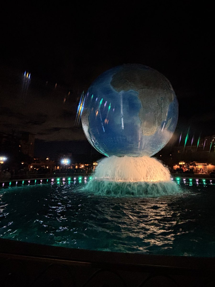 風くそ強くて寒かったけど楽しかった🙌
明日のランドも全力で楽しむぞ〜〜