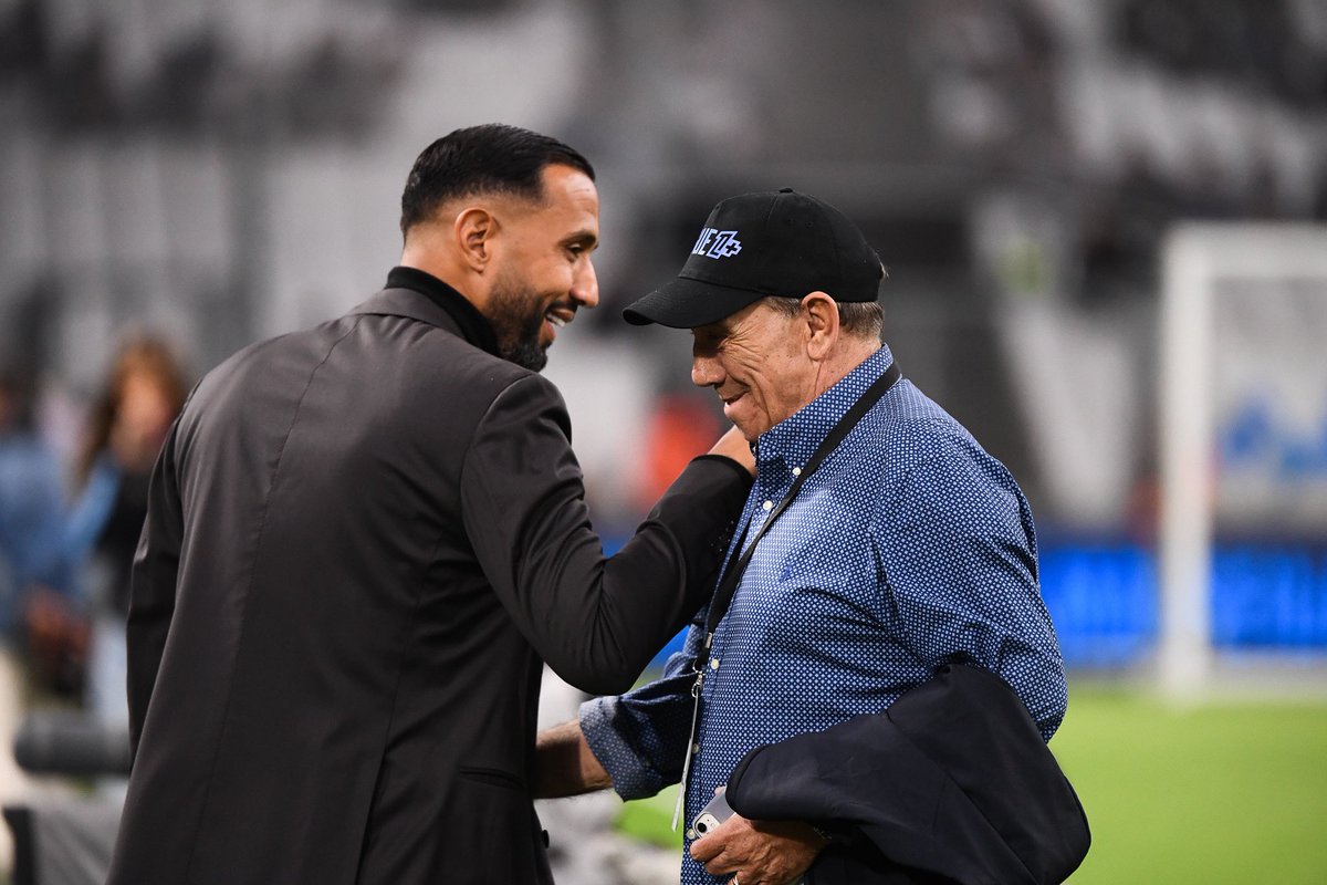 ActuFoot_'s tweet image. 🕊️ L’hommage de Medhi Benatia 🇲🇦 à Jean-Louis Gasset 🇫🇷 : 

« 𝘔𝘰𝘯 𝘤𝘩𝘦𝘳 𝘑𝘦𝘢𝘯 𝘓𝘰𝘶𝘪𝘴, 𝘫𝘦 𝘯'𝘰𝘶𝘣𝘭𝘪𝘦𝘳𝘢𝘪 𝘫𝘢𝘮𝘢𝘪𝘴 𝘵𝘢 𝘥𝘪𝘴𝘱𝘰𝘯𝘪𝘣𝘪𝘭𝘪𝘵𝘦́, 𝘤𝘦 𝘫𝘰𝘶𝘳 𝘰𝘶̀ 𝘫𝘦 𝘵'𝘢𝘪 𝘴𝘰𝘭𝘭𝘪𝘤𝘪𝘵𝘦́ 𝘦𝘵 𝘰𝘶̀ 𝘵𝘶 𝘢𝘴 𝘱𝘳𝘪𝘴 𝘵𝘢 𝘷𝘰𝘪𝘵𝘶𝘳𝘦…