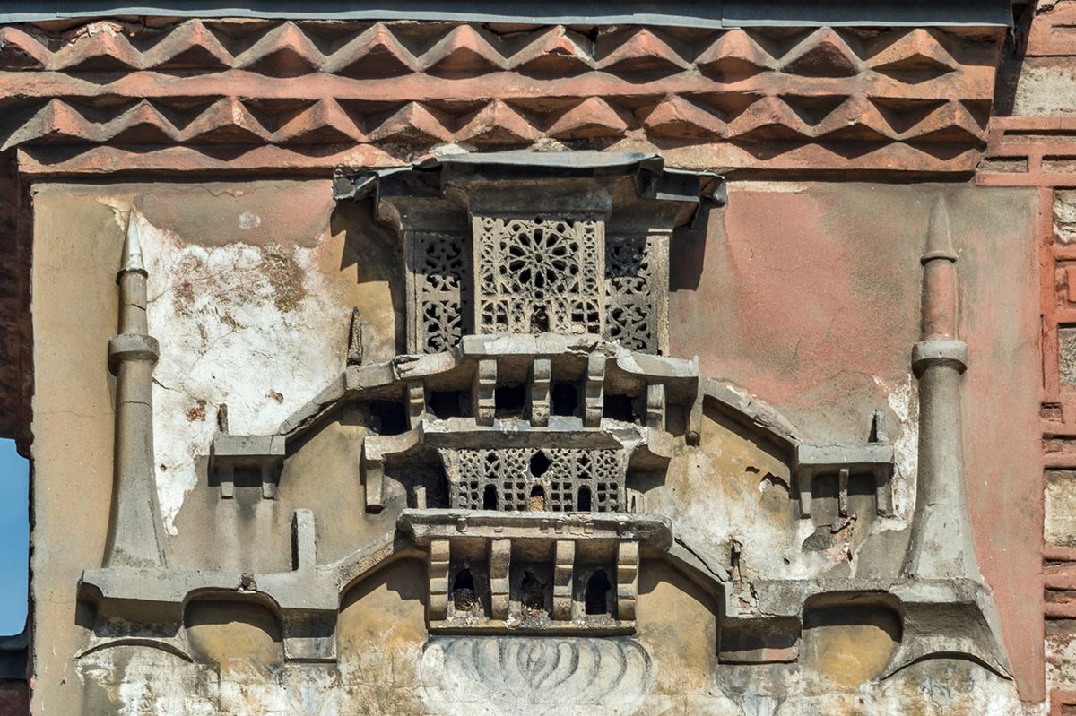 Yeterince övmedik...