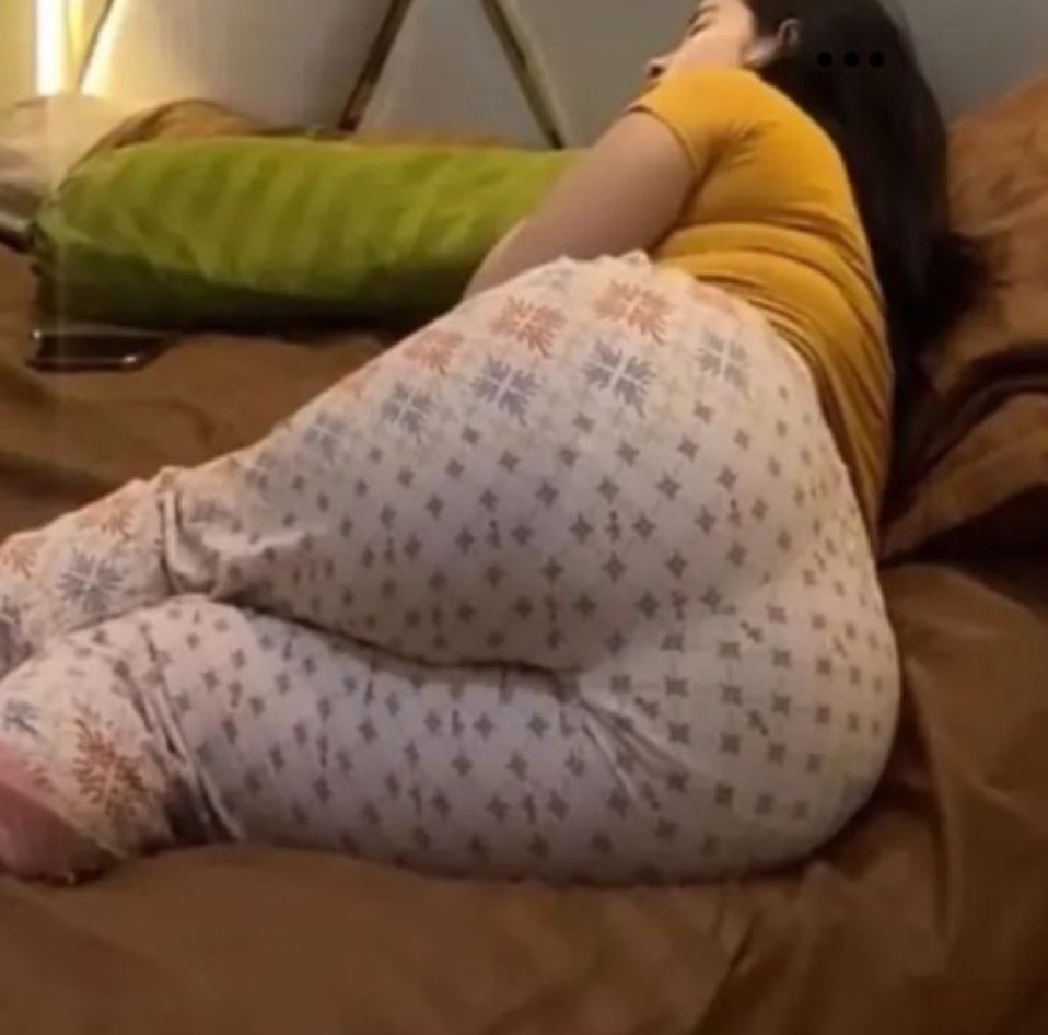 طيزها تخربط هرموناتك تعال خاص