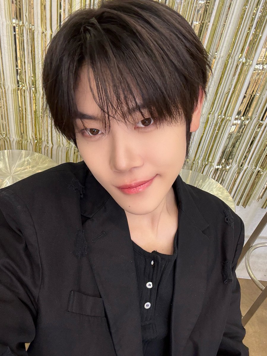 ⚠︎︎最終値下げ close your eyes ツーショ 9/6 ヨジュン ⚠︎︎最終値下げ close your eyes ツーショ 9/6 ヨジュン CLOSE YOUR