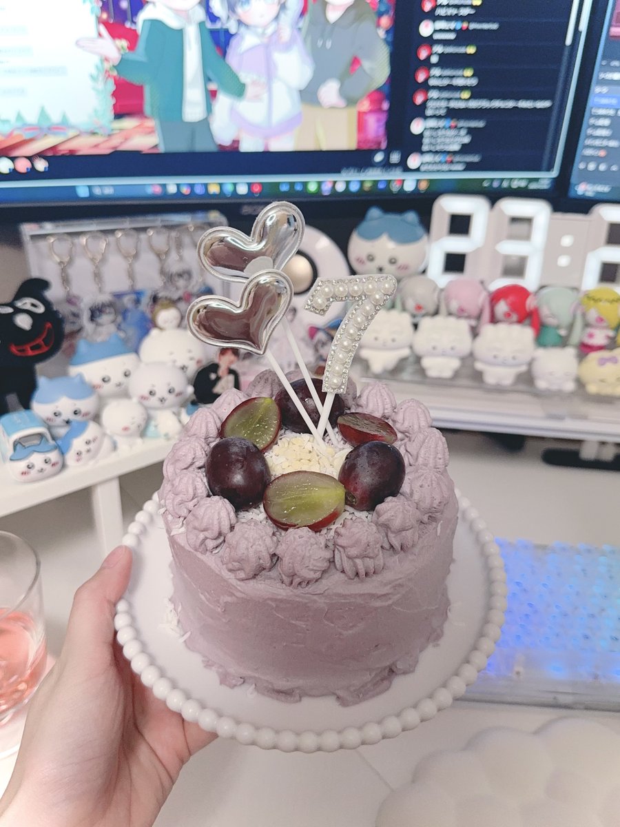 umit_vocaloid's tweet photo. ｸﾘｽﾏｽｹｰｷを作りました🎅🏻🎄🤍
対戦宜しくお願いします❕

こだわりᴾᴼᴵᴺᵀはクリームを絞り方と
全人類好きなラッキー７の数字を
入れたことです✌🏻 ̖́-

#てつゆみうた https://t.co/cQ2cAirnSo