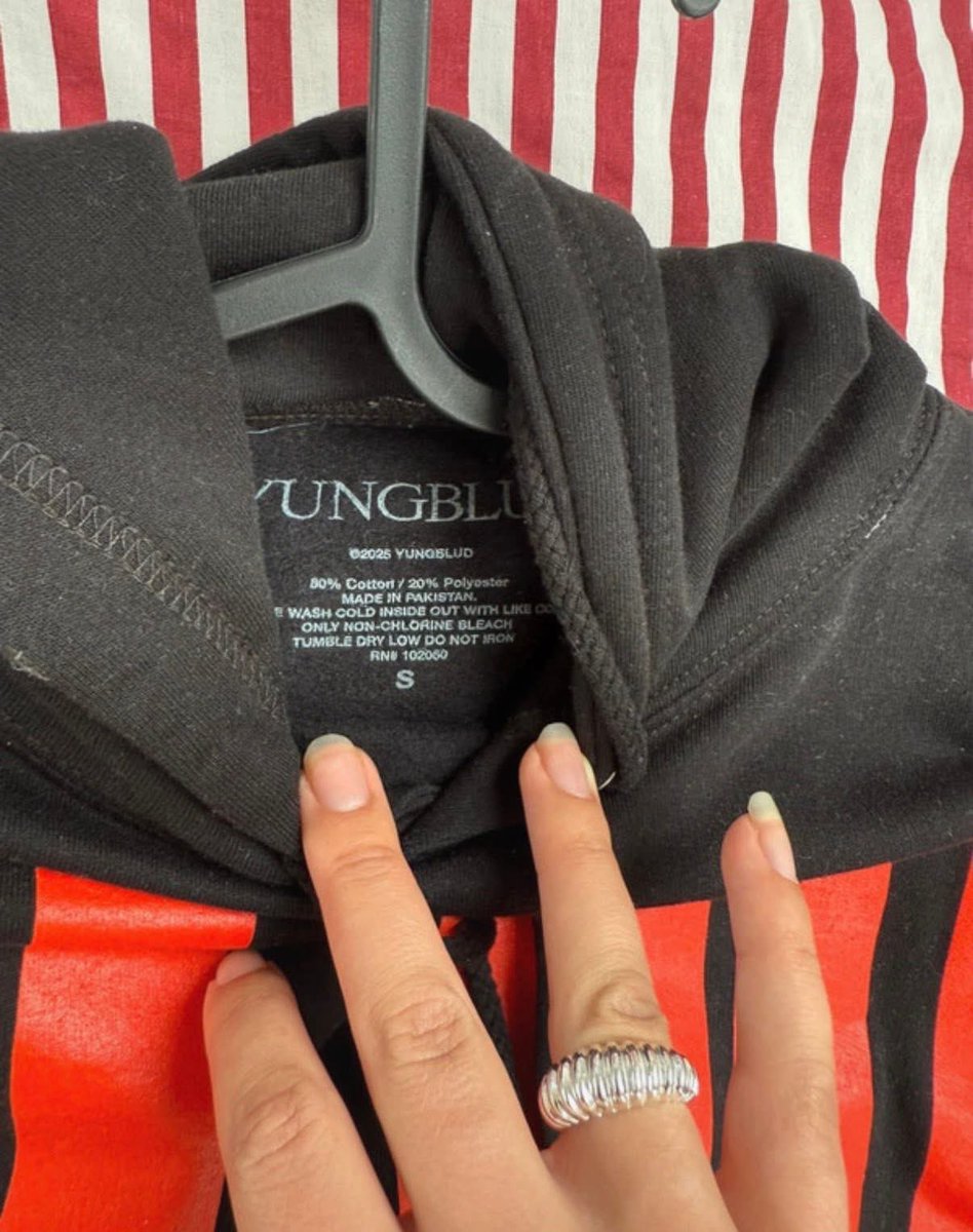 still selling this bludfest hoodie!!! size small, asking 75 euros/65pounds for it (not including shipping) which is lower than what I got it for! never worn. pls RT to spread!!!