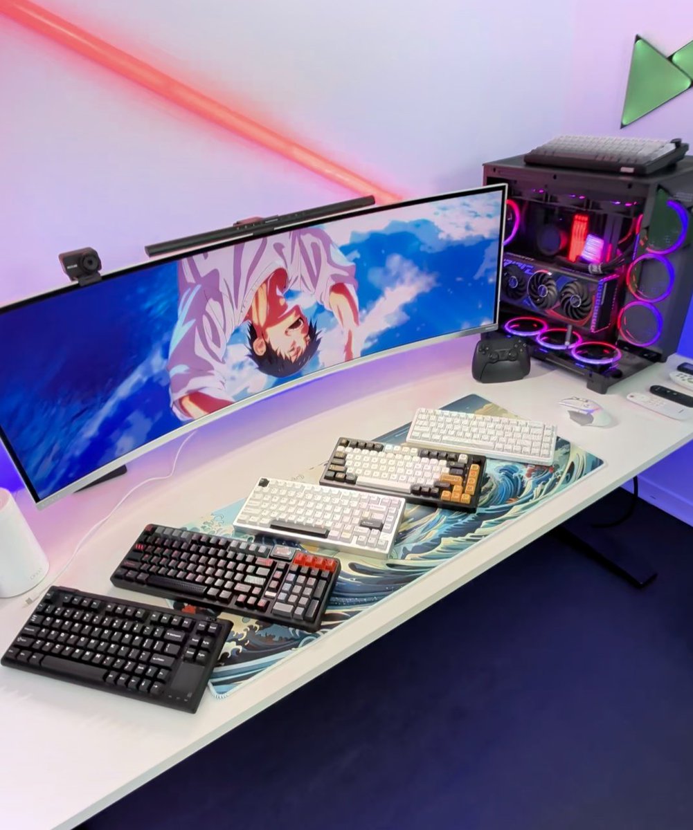 QasimTechhh's tweet image. Salam Aleykum, si jamais je fais gagner 5 claviers sur mes réseaux, hésitez pas à participer 🫰