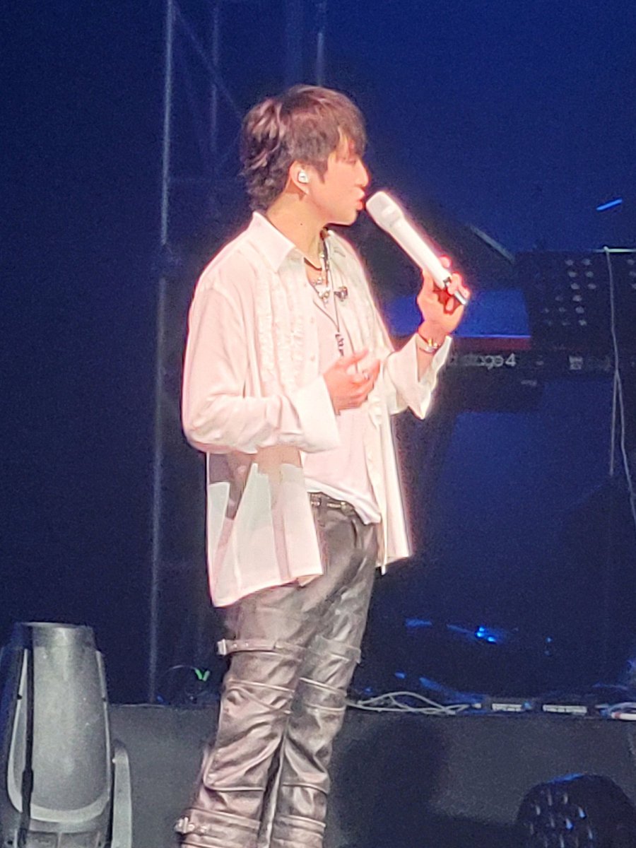 부리 뾱🐣

#강승윤 #KANGSEUNGYOON #YOON #위너 #WINNER #PASSAGE2_CONCERT_TOUR