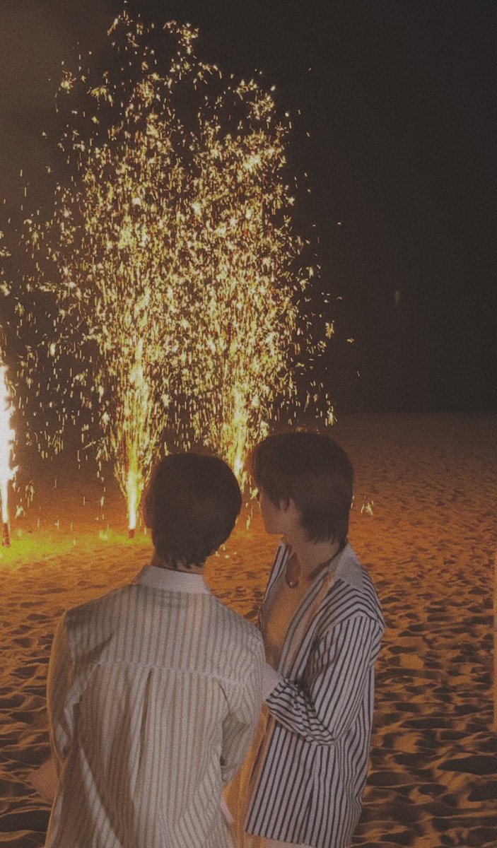 i luv u to the moon and back 🌙

HNL TRIP WITH TTP D1
#TeeTeePorBestTimeStoryByHNL
♡ 𑙕ྀི𓈒 #Porsuppakarn #twnpich 𑁬ཾ ۶ৎ