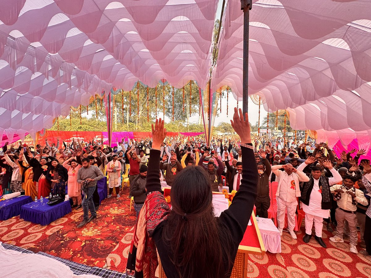 Dranchalverma's tweet image. महाराजा बिजली पासी जयंती समाहरोह ।
164 मोहान विधानसभा 
जय भीम 
जय संविधान 
जय महाराजा बिजली पासी ।
#Pasisamaj 
#Dalit 
#SamajwadiParty 
#akhileshyadav