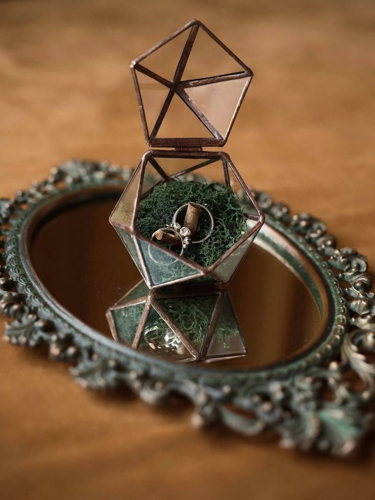 <a href="/sanadding/">𝑆𝑎𝑛𝑎.</a> <a href="/jirihyuk/">J.</a> <a href="/jiriddingz/">JIRIDDINGLAND</a> “Sebagai lambang cinta dan kasih, silakan Faris dan Adinara saling memasangkan cincin. Dan menutup prosesi janji suci ini dengan berciuman.” kata Arash menyerahkan cincin yang sedari tadi dia bawa.