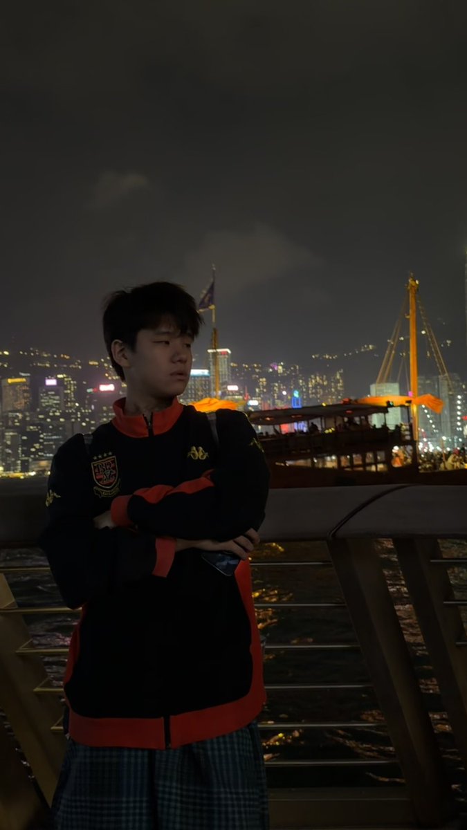 iamsansit's tweet photo. 这条推仅骚逼可见 https://t.co/AKMo30bEau