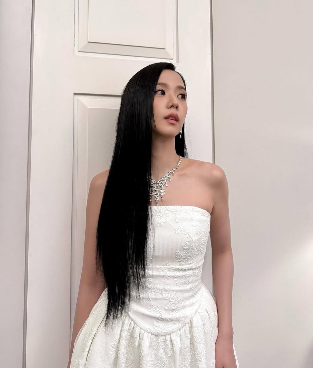 blckpinkpic's tweet image. 🤍🦢