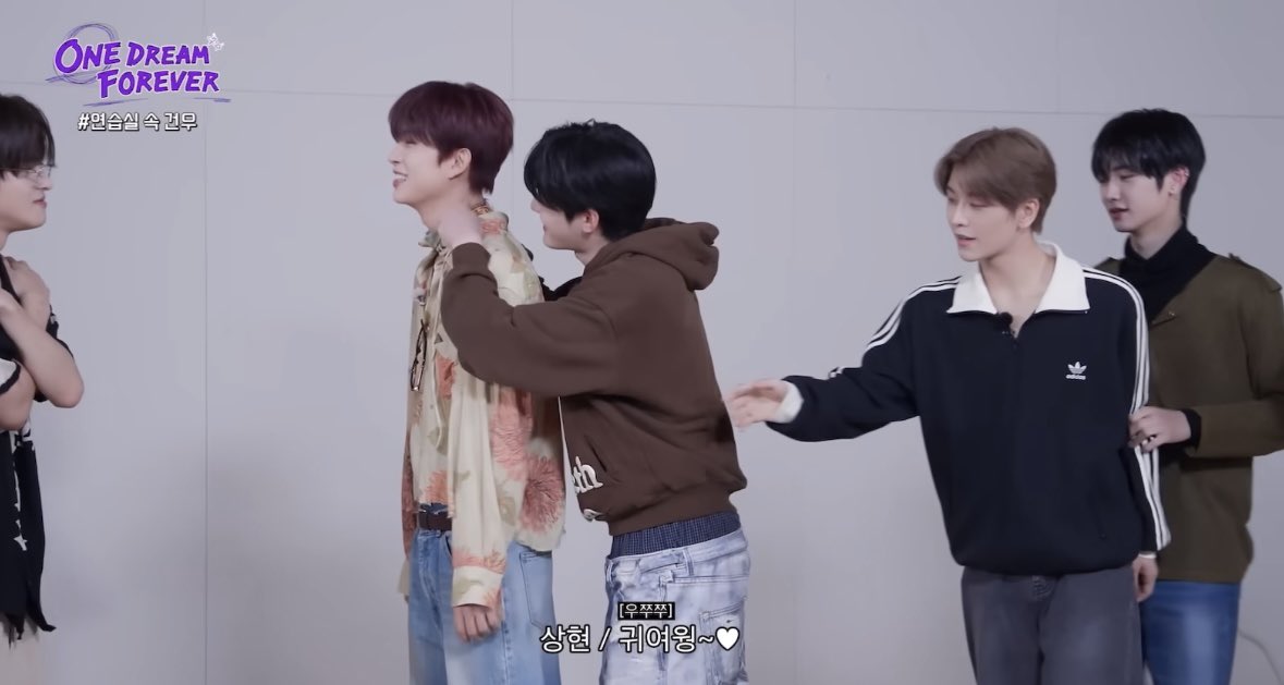 LO__EO's tweet image. 건삿