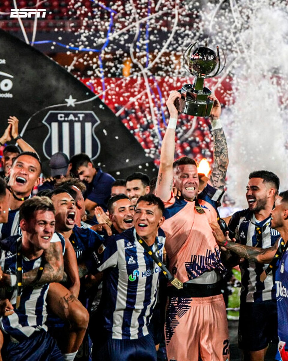 🏆🥺 Se va el 2025 y recordamos los clubes cordobeses CAMPEONES en este año:

Talleres✅
Belgrano❌
Instituto ❌
Racing❌
Estudiantes (RC)❌
Sportivo Belgrano❌

ÚNICO GRANDE CORDOBÉS 💙🤍