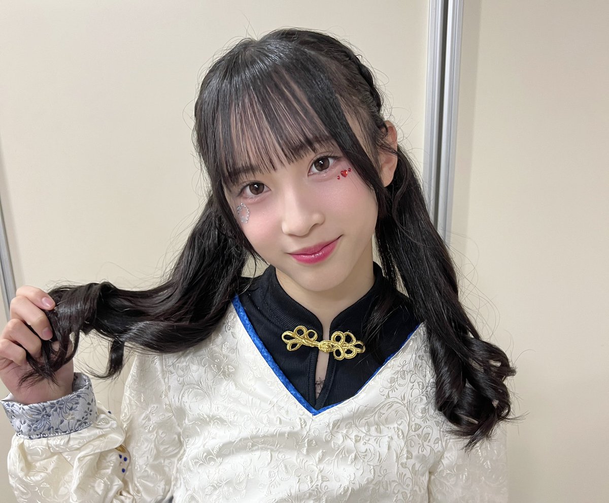 今日は年末ワンマンライブありがとうございました！ 1部は金平糖配っ