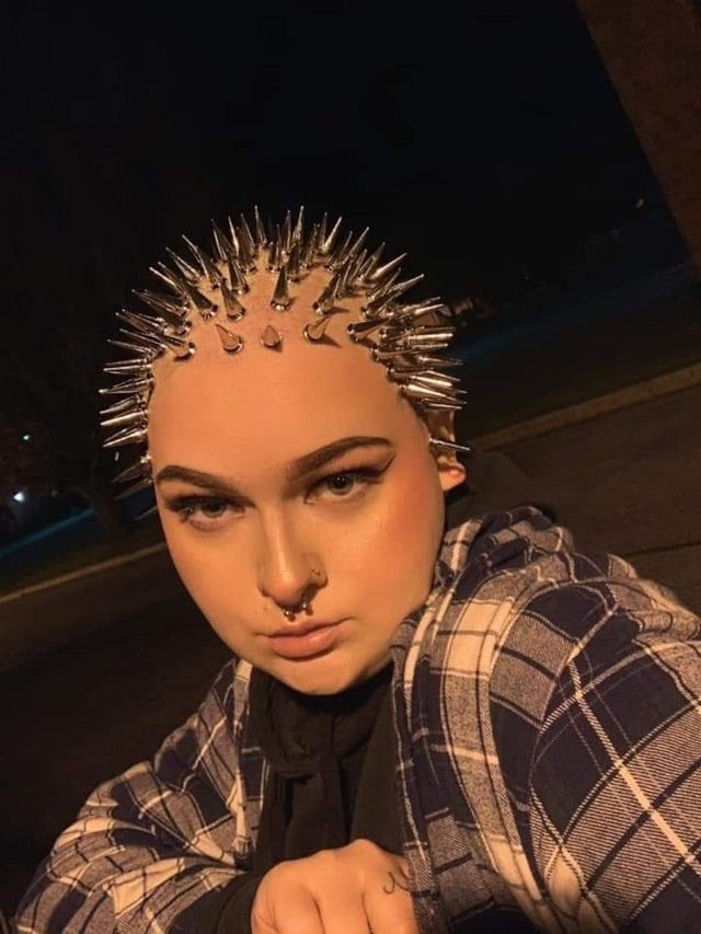 hoodfarquaad's tweet image. … 🗿